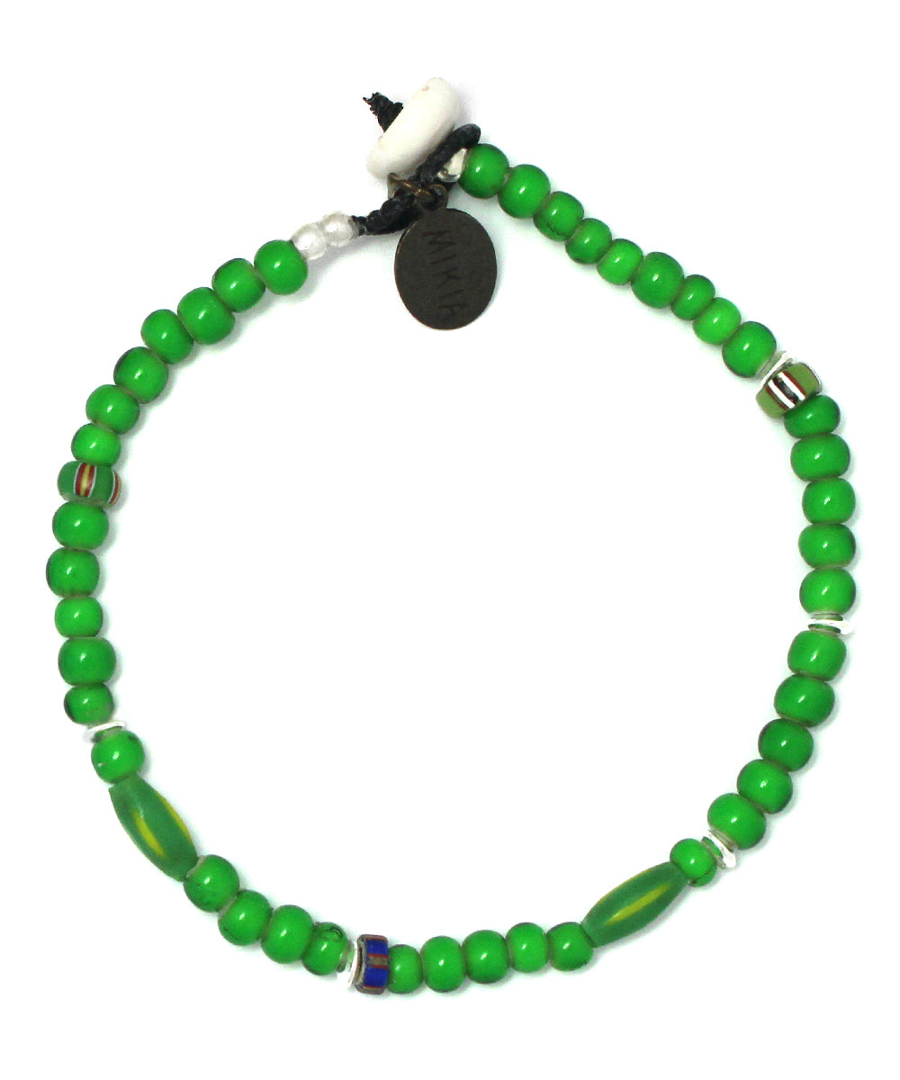 white hearts bracelet / green