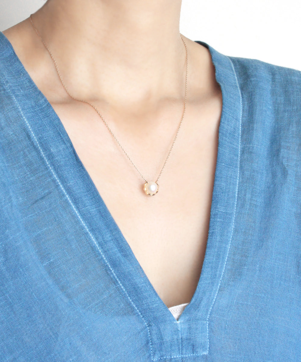 k10 gold / freshwater pearl snake necklace