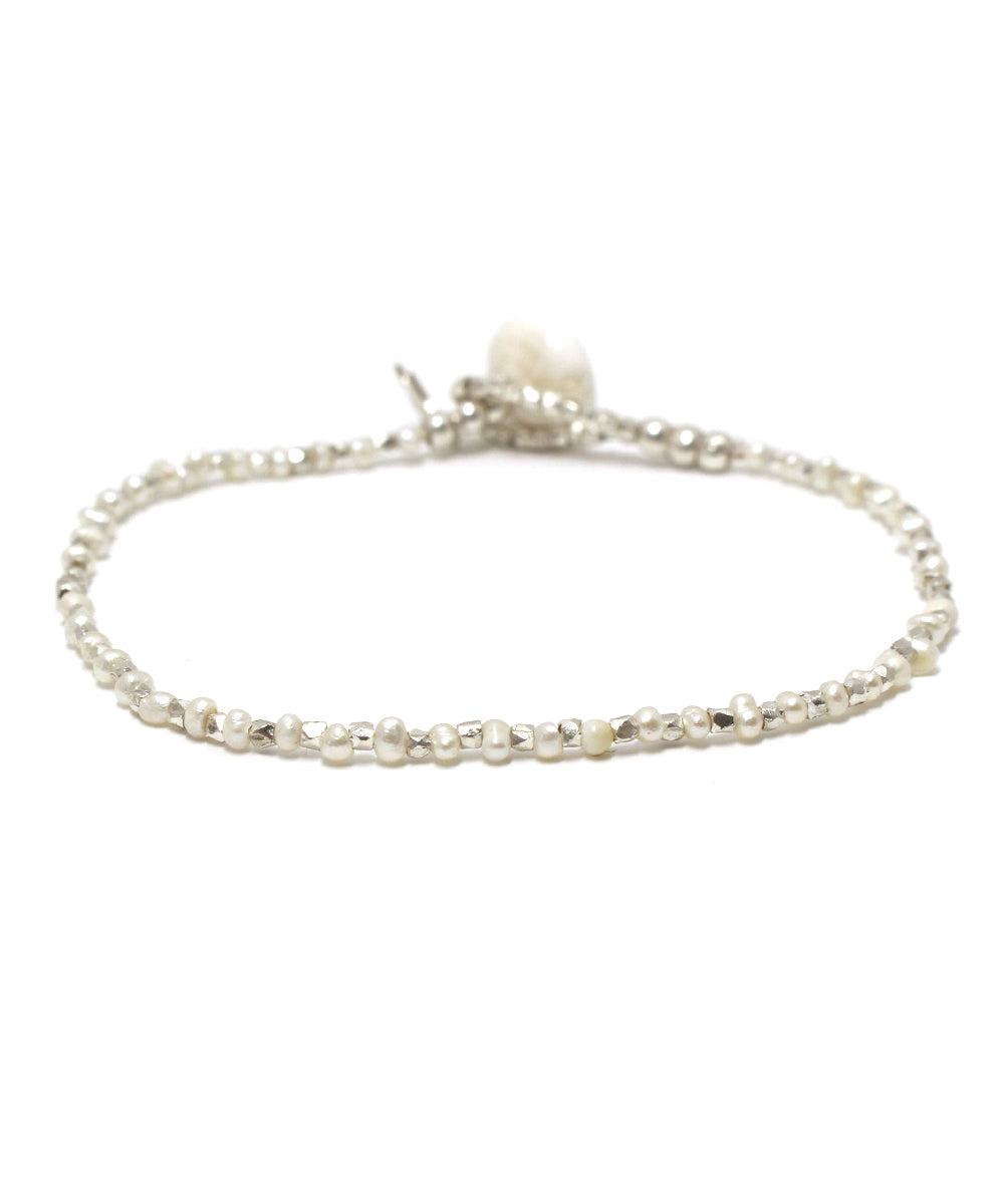 karen silver pearl bracelet / silver