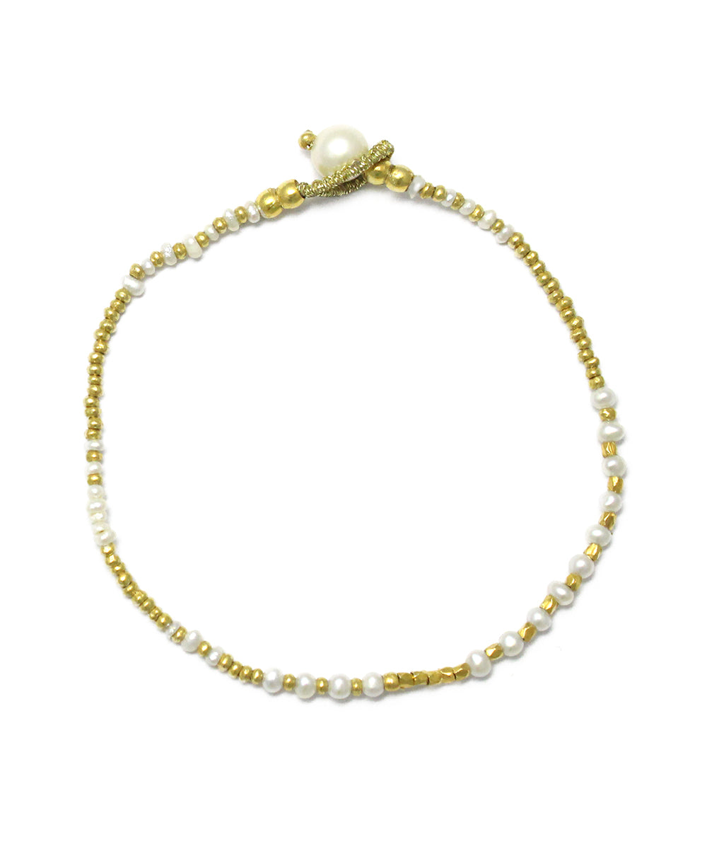 pearl / gold beads bracelet