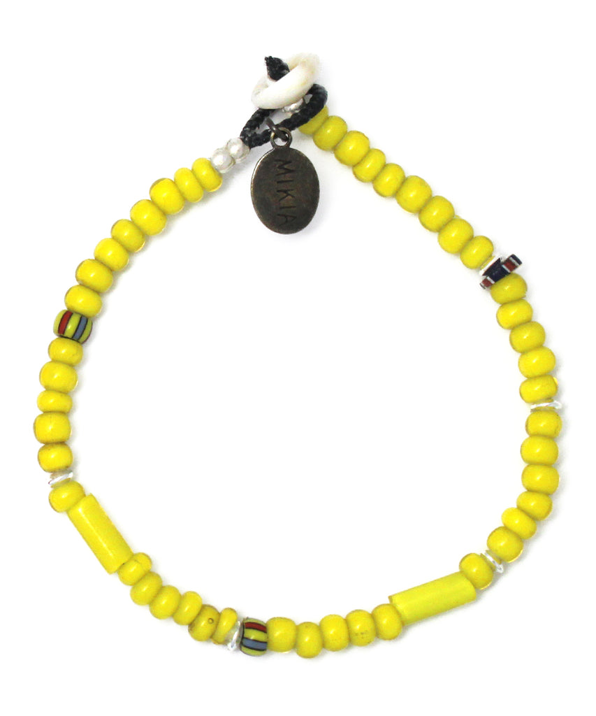 white hearts bracelet / yellow