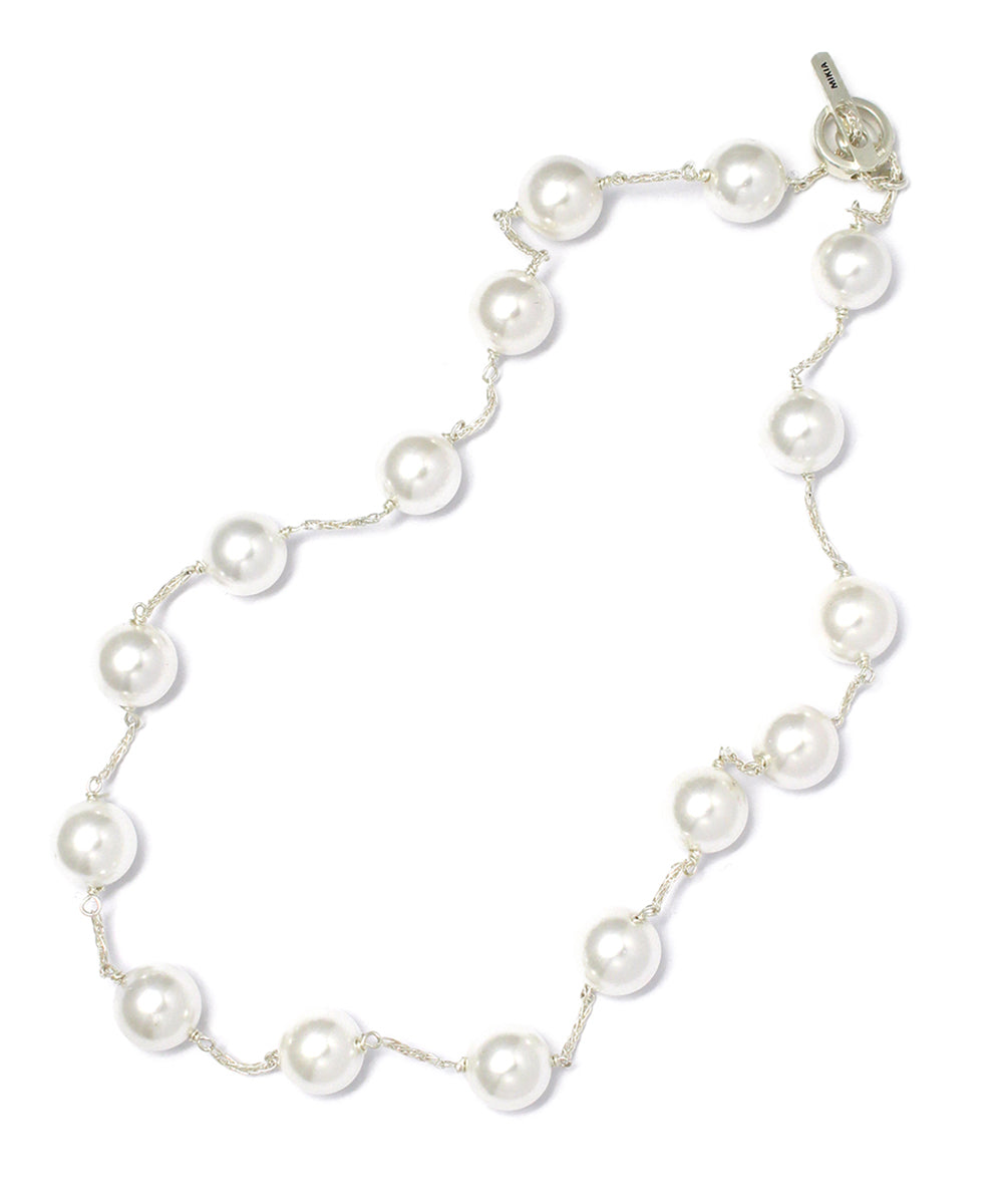 shell pearl necklace