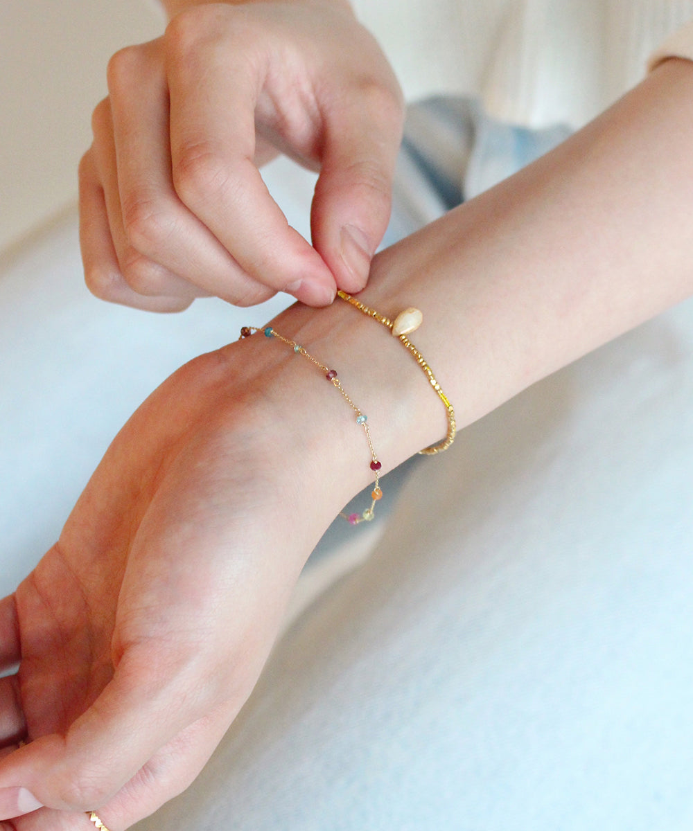 karen silver beaded bracelet / corundum