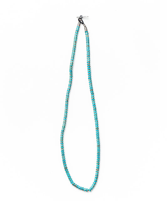 hematite × heishi necklace / turquoise