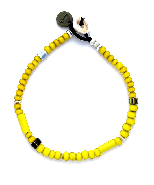 white hearts bracelet / yellow