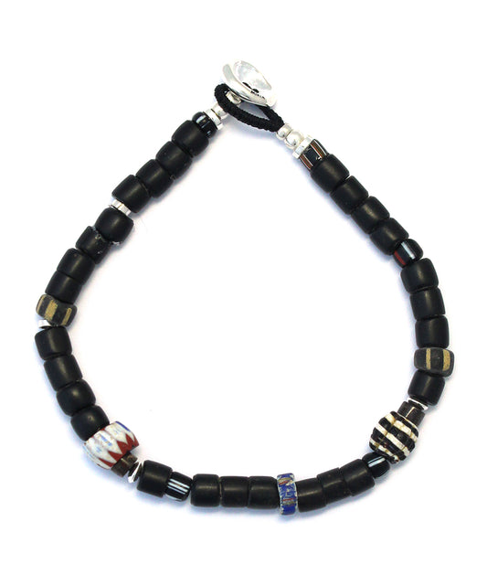 trade beads bracelet / black trade beads