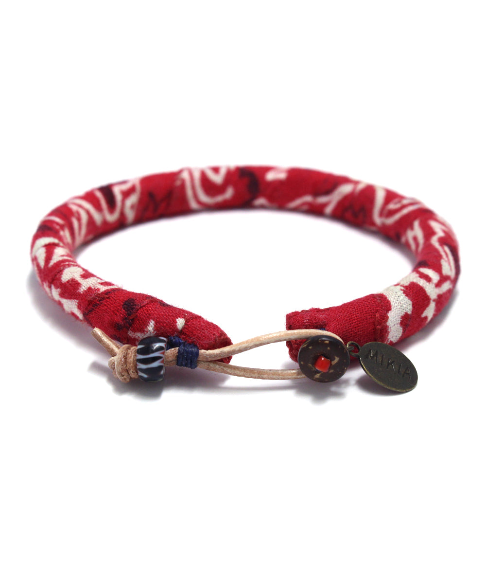 bandana bracelet / red