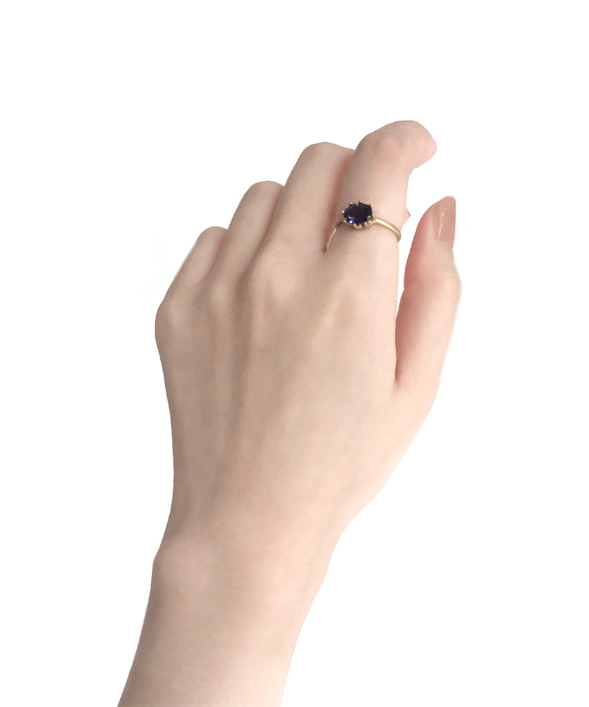 luminis ring / k18 iolite