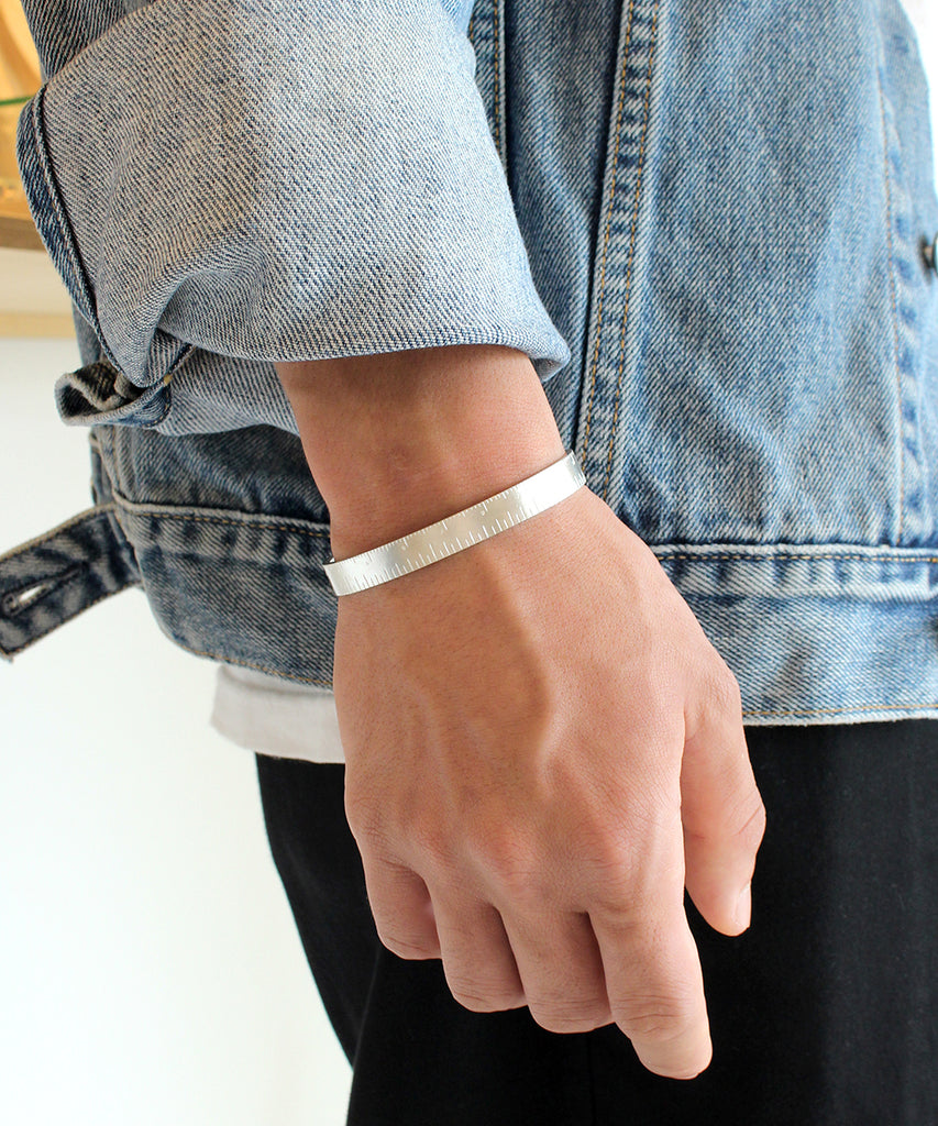 silver scale bangle