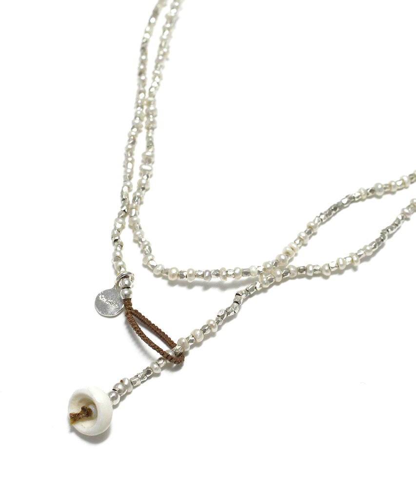 karen silver necklace / keshi pearl
