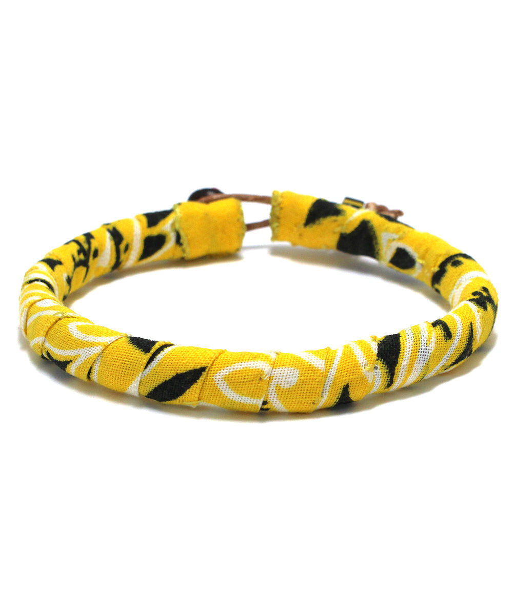 bandana bracelet / yellow